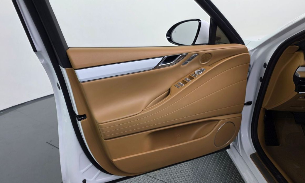Genesis G80 Gasoline 2.5 Turbo AWD, 2025