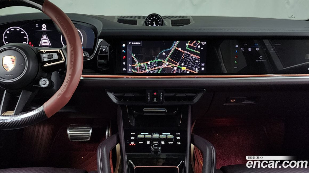 Porsche Cayenne 3.0, 2024