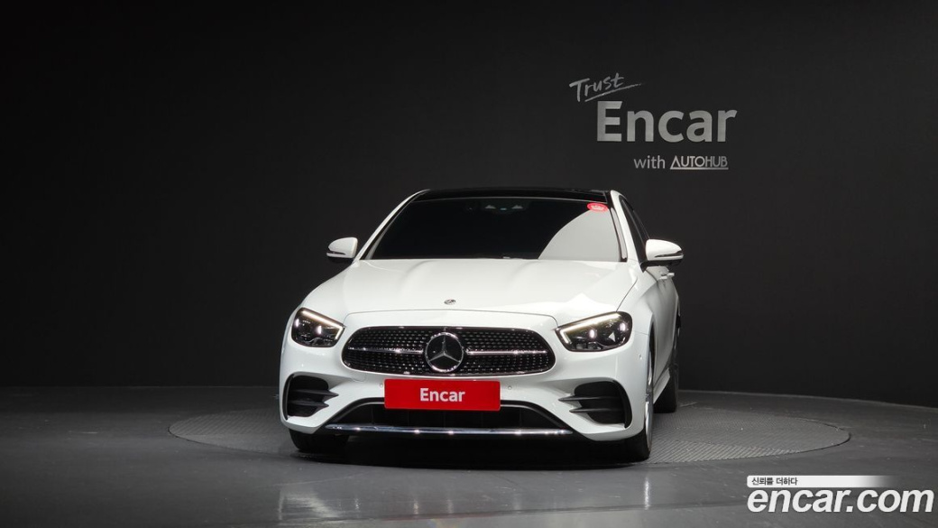 Mercedes-Benz E-Class E350 4MATIC AMG Line, 2022