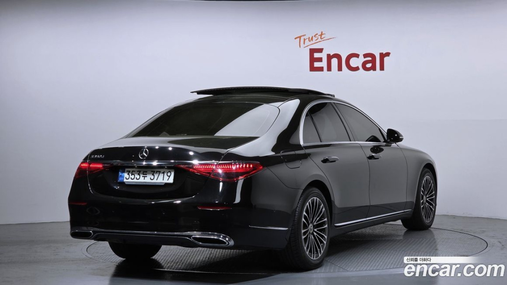 Mercedes-Benz S-Class S350 d, 2022
