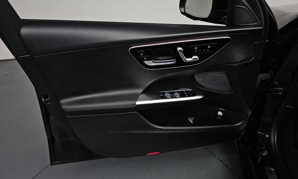 Mercedes-Benz C-Class C200 Avantgarde, 2024