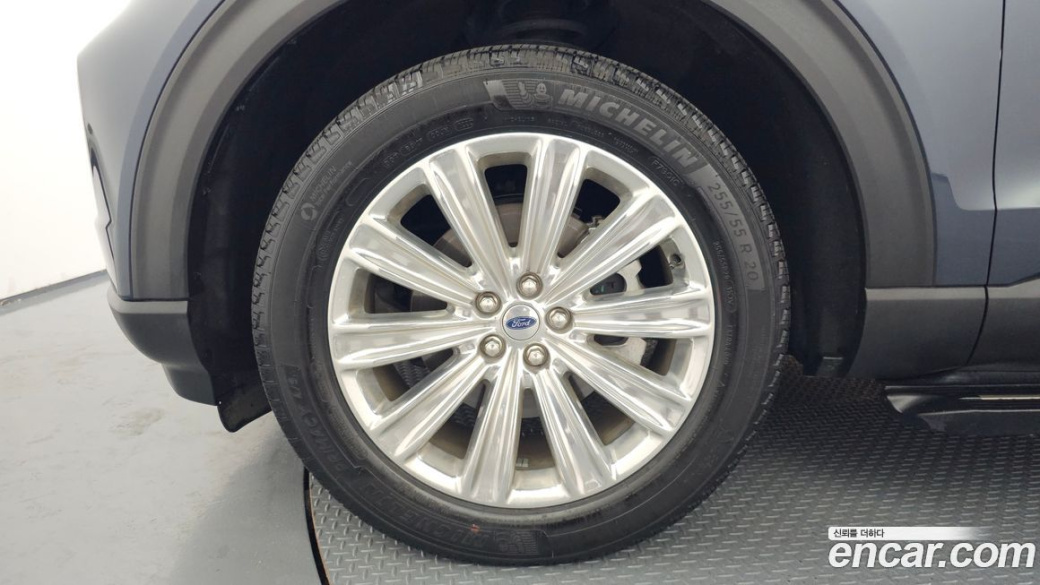 Ford Explorer 2.3 LimIted 4WD, 2022