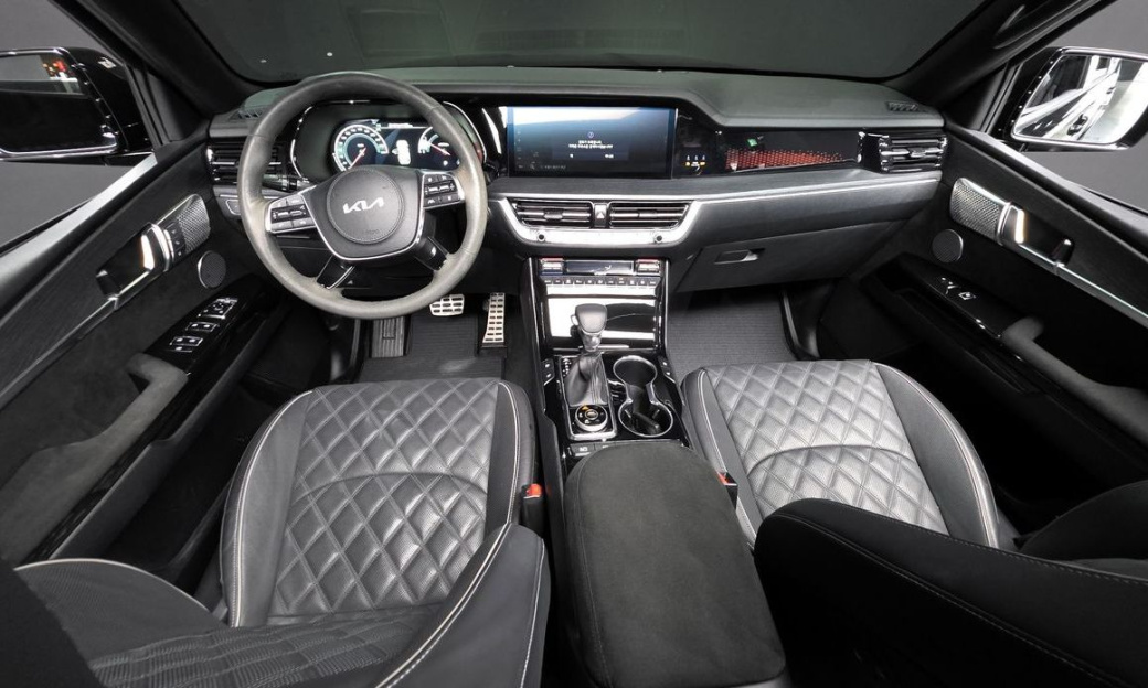 Kia Mohave Diesel 3.0 4WD 5-Seater, 2024