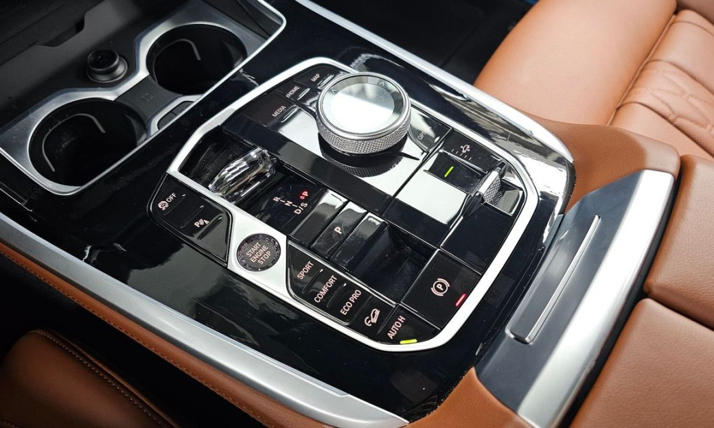 BMW X7 xDrive 40i M Sport 6STR, 2024