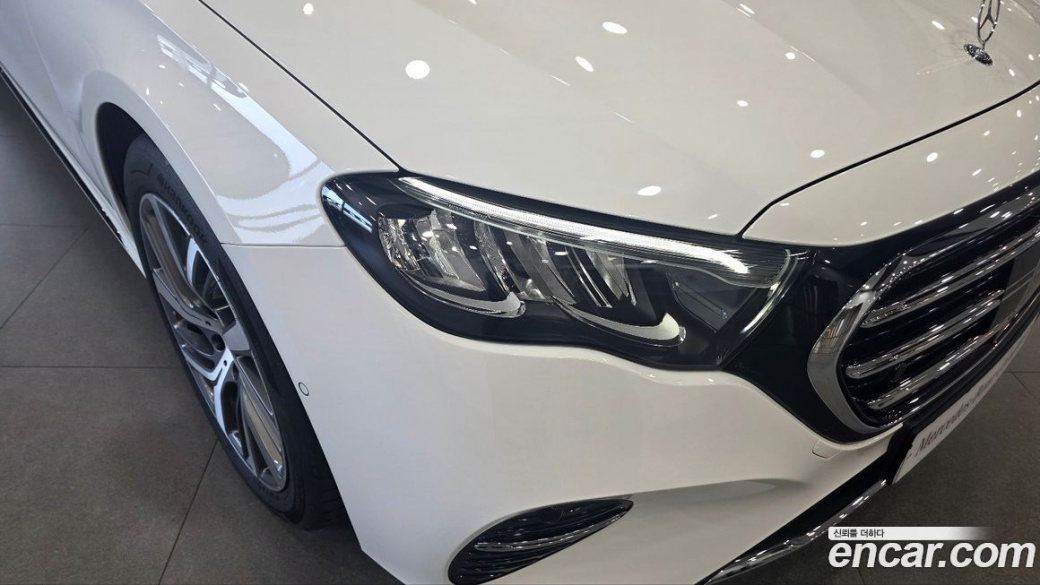 Mercedes-Benz E-Class E220d 4MATIC Exclusive, 2024