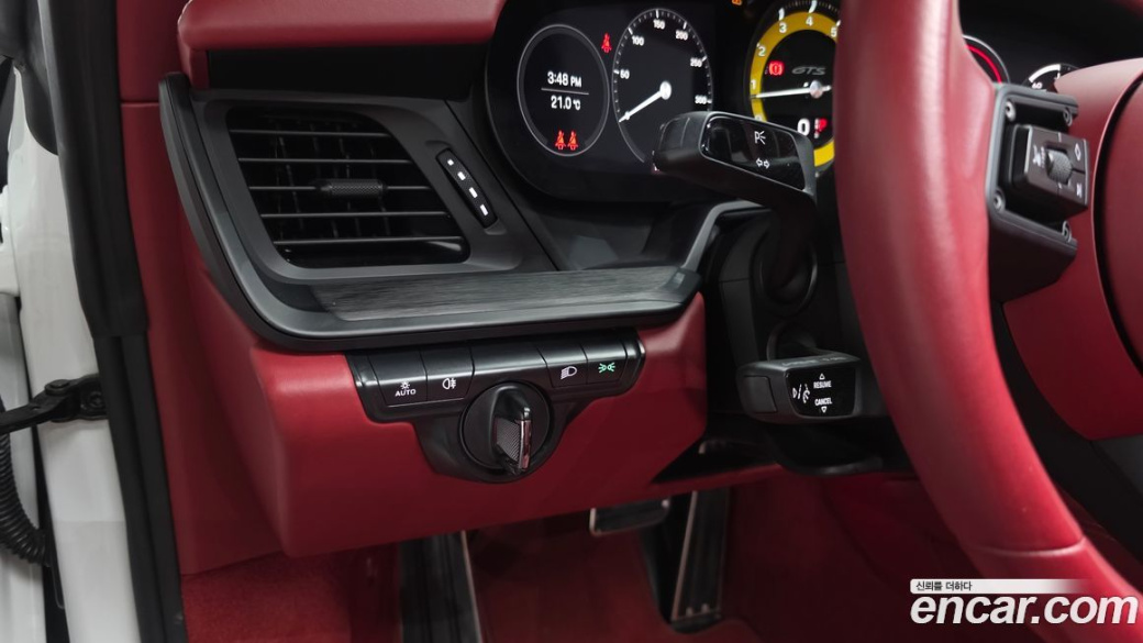 Porsche 911 Carrera 4 GTS Cabriolet, 2022