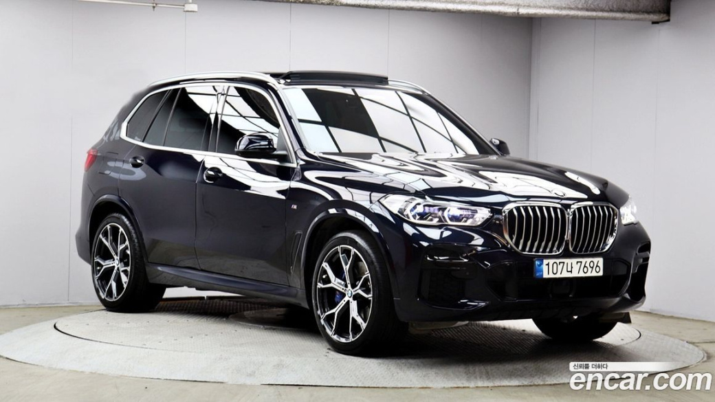 BMW X5 xDrive 40i M Sport, 2022