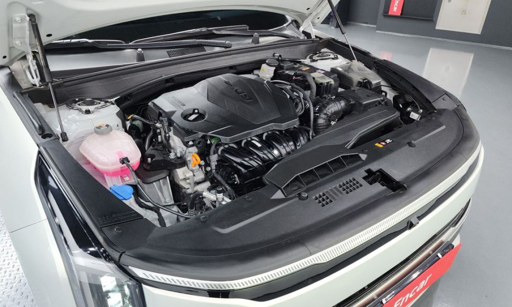 Kia K8 2.5 Gasoline 2WD, 2025