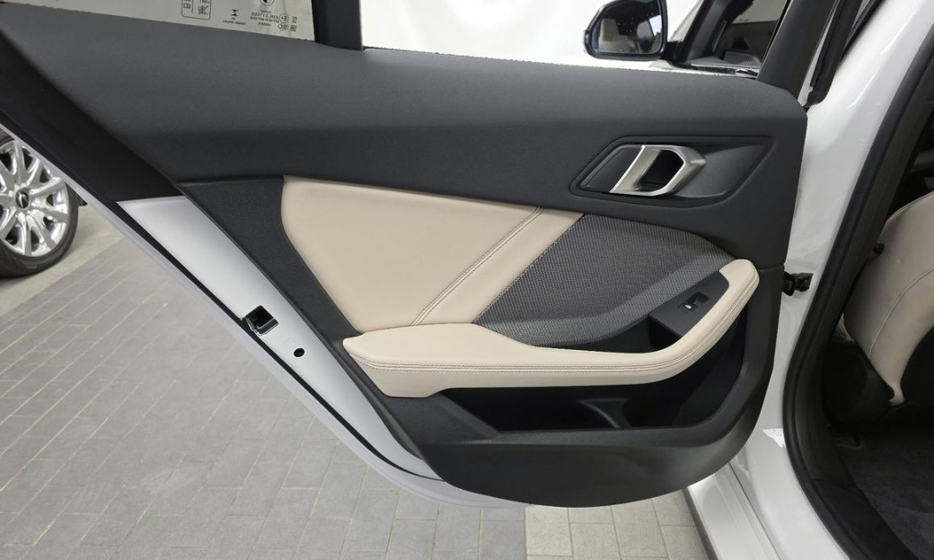 BMW 1-Series 120 M Sport, 2025