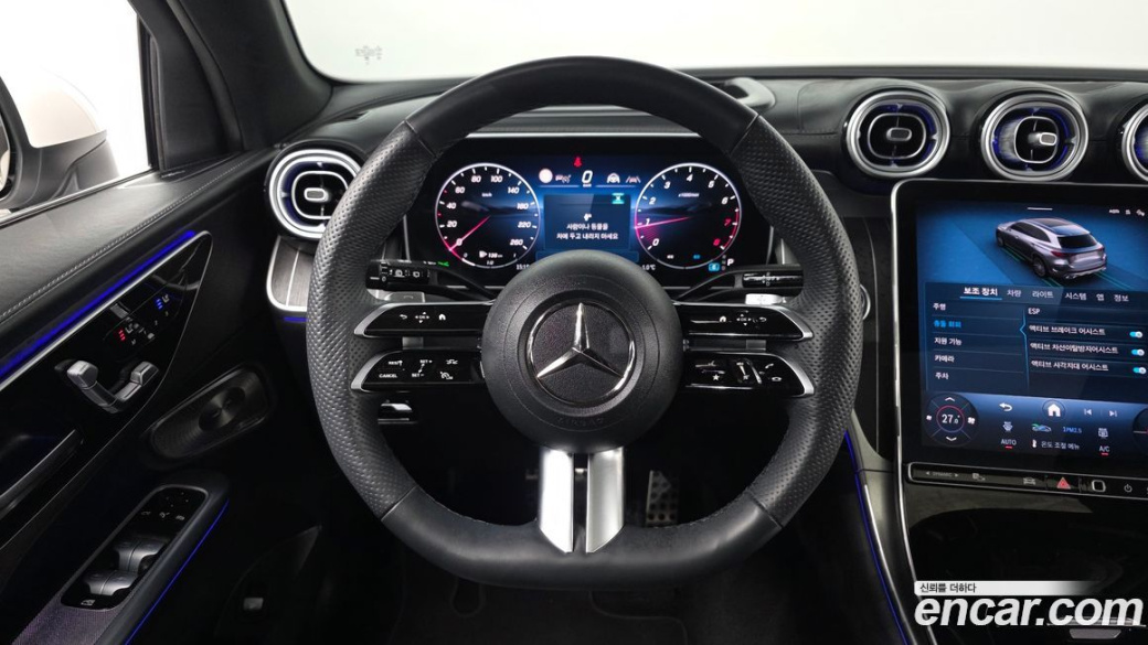 Mercedes-Benz GLC-Class GLC300 4MATIC AMG Line, 2025