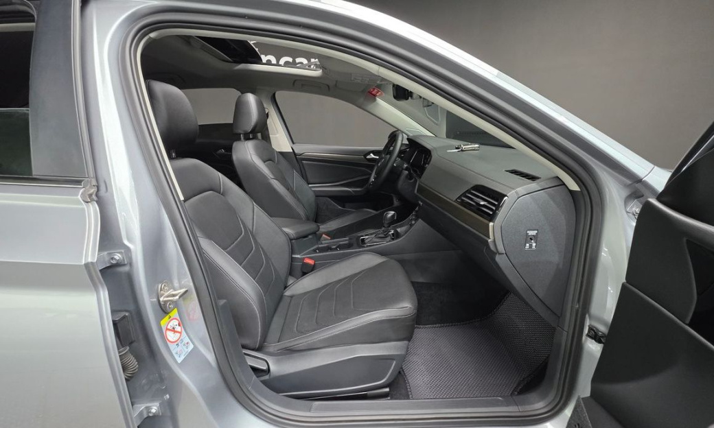 Volkswagen Jetta 1.4 TSI Prestige, 2021