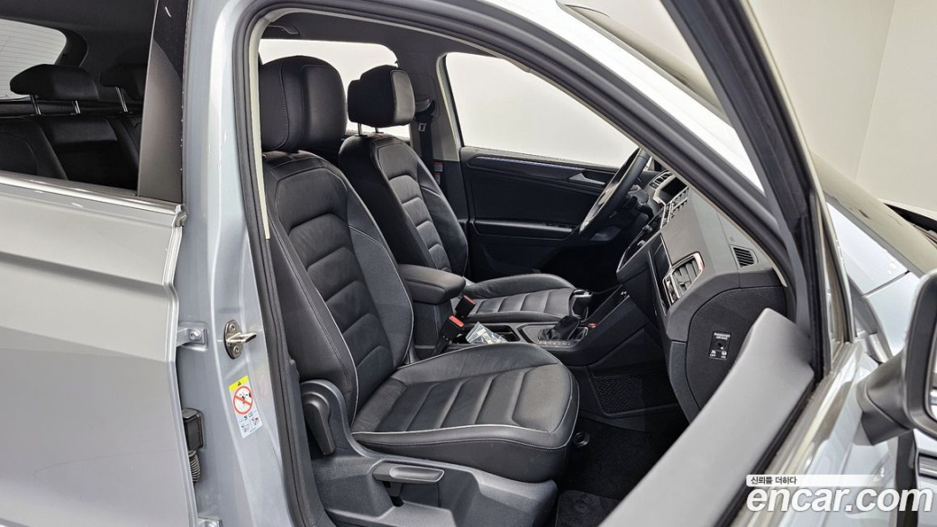 Volkswagen Tiguan 2.0 TDI Premium, 2023
