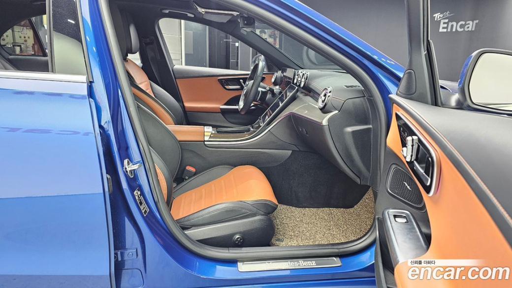 Mercedes-Benz C-Class C300 AMG Line, 2022