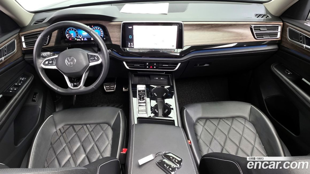 Volkswagen Atlas 2.0 TSI R-LINE 6-Seater, 2025