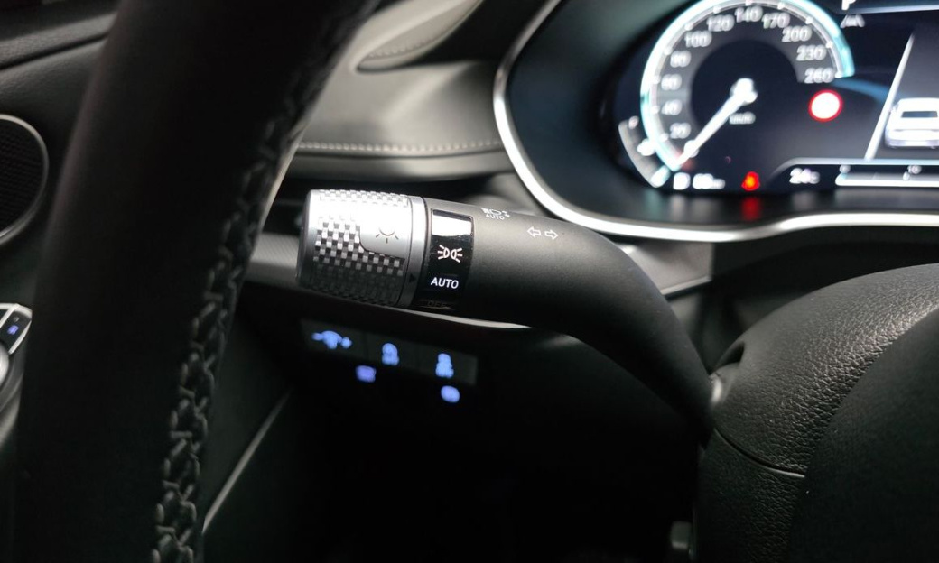 Genesis G80 Gasoline 2.5 Turbo AWD, 2024