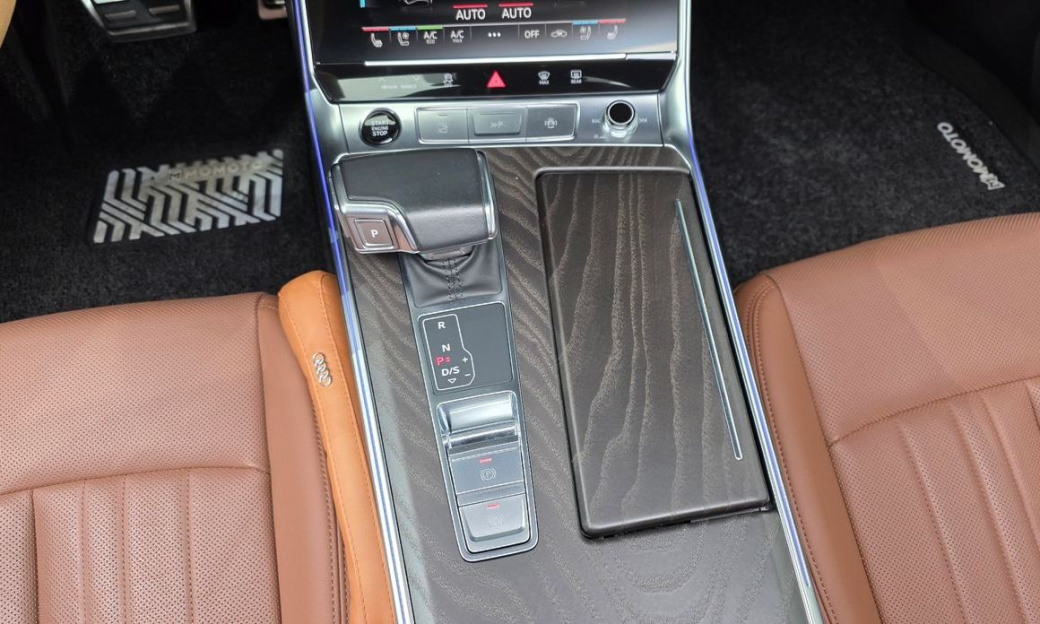 Audi A6 45 TFSI Quattro Premium, 2022