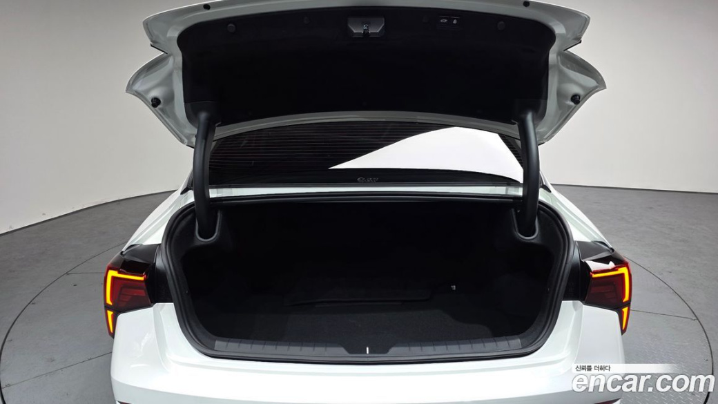 Kia K5 1.6 Turbo, 2026