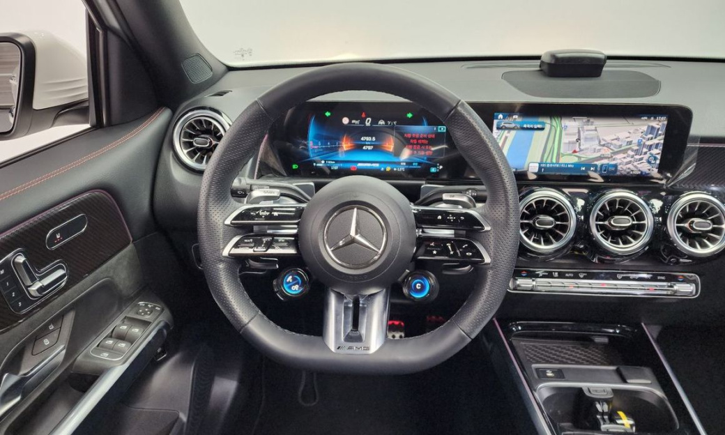 Mercedes-Benz GLB-Class AMG GLB35 4MATIC, 2025