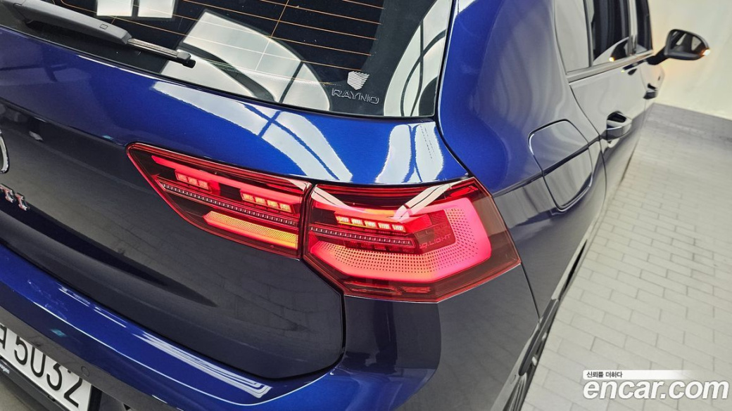 Volkswagen Golf 2.0 GTI, 2024