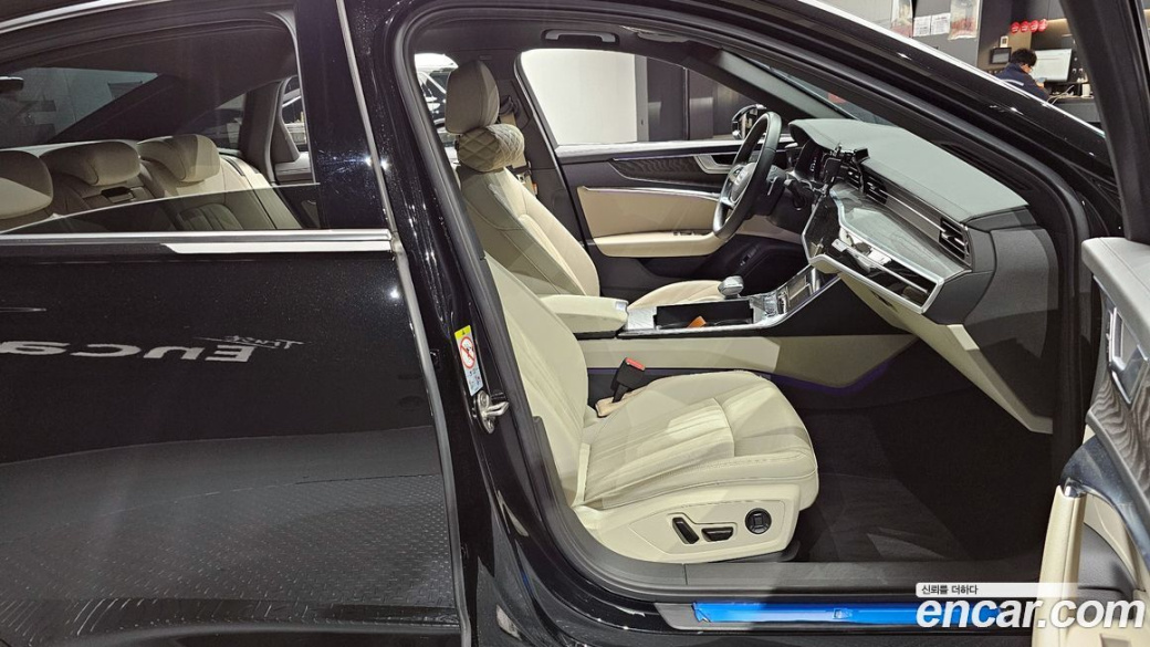 Audi A6 45 TFSI Premium, 2023