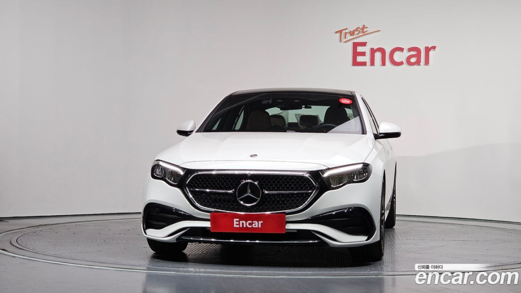 Mercedes-Benz E-Class E200 AMG Line, 2026