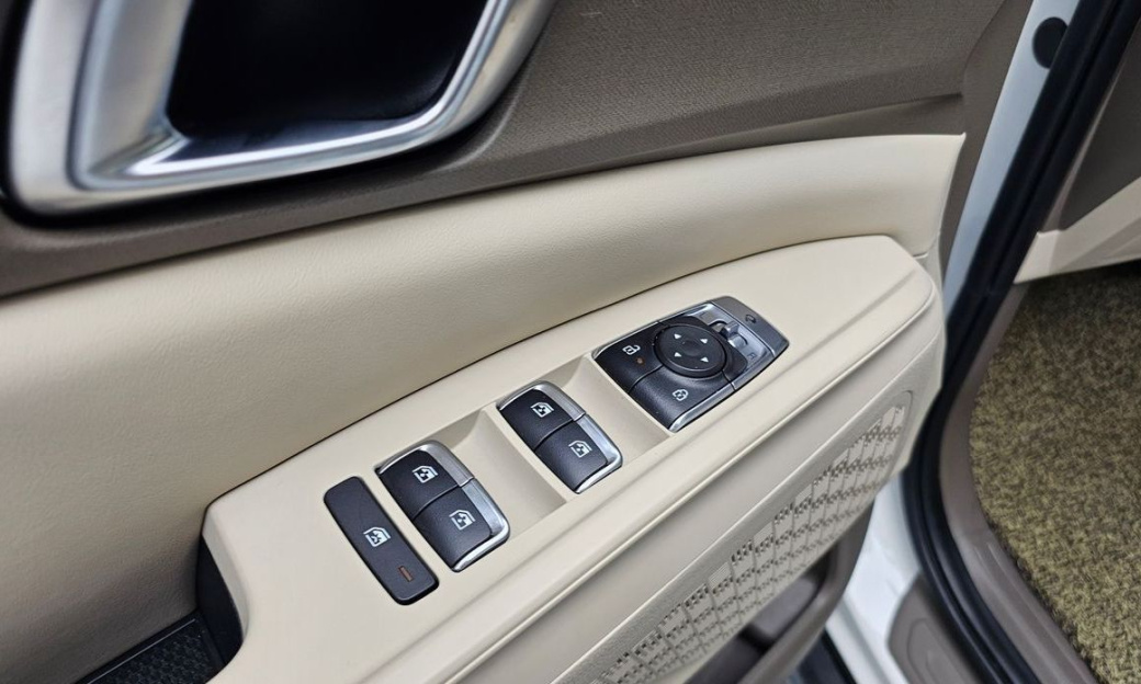 Kia Carnival 9-Seater Noblesse, 2025