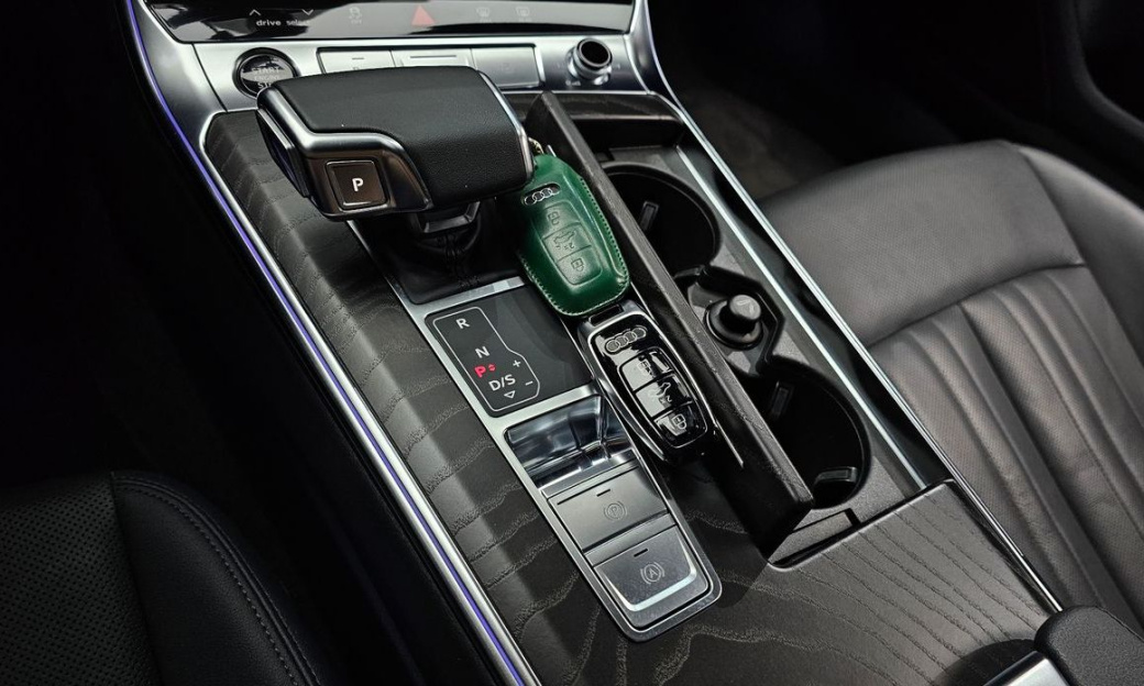 Audi A6 45 TFSI Premium, 2023