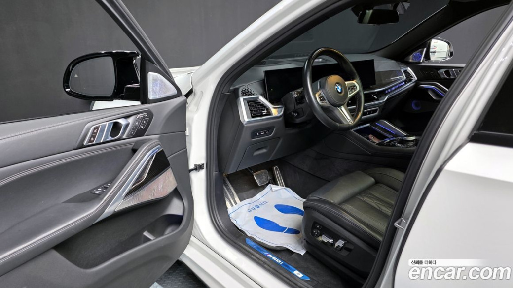 BMW X6 M60i, 2024
