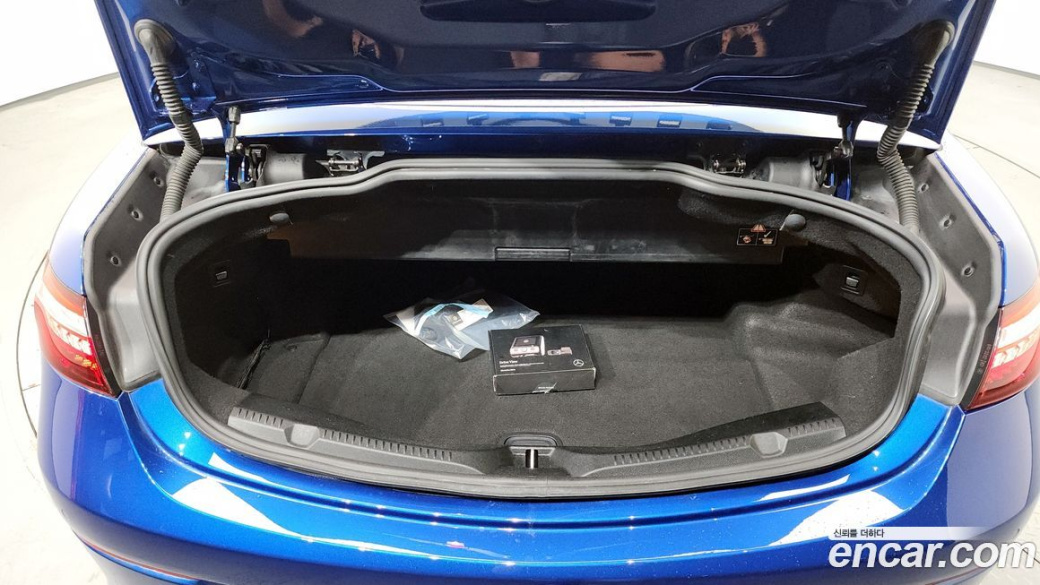 Mercedes-Benz E-Class E450 4MATIC Cabriolet, 2023