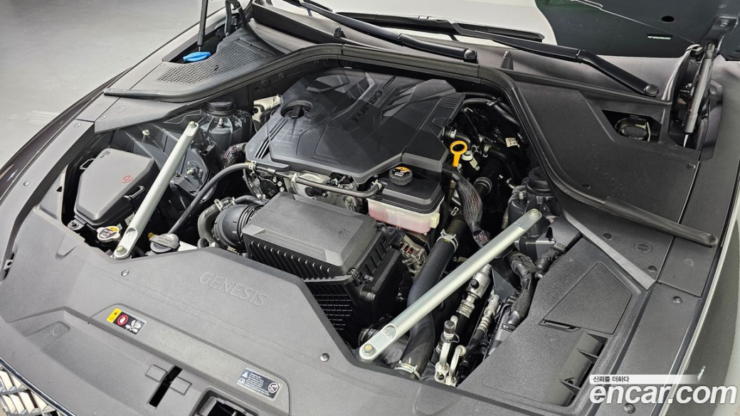 Genesis G80 Gasoline 2.5 Turbo AWD, 2022