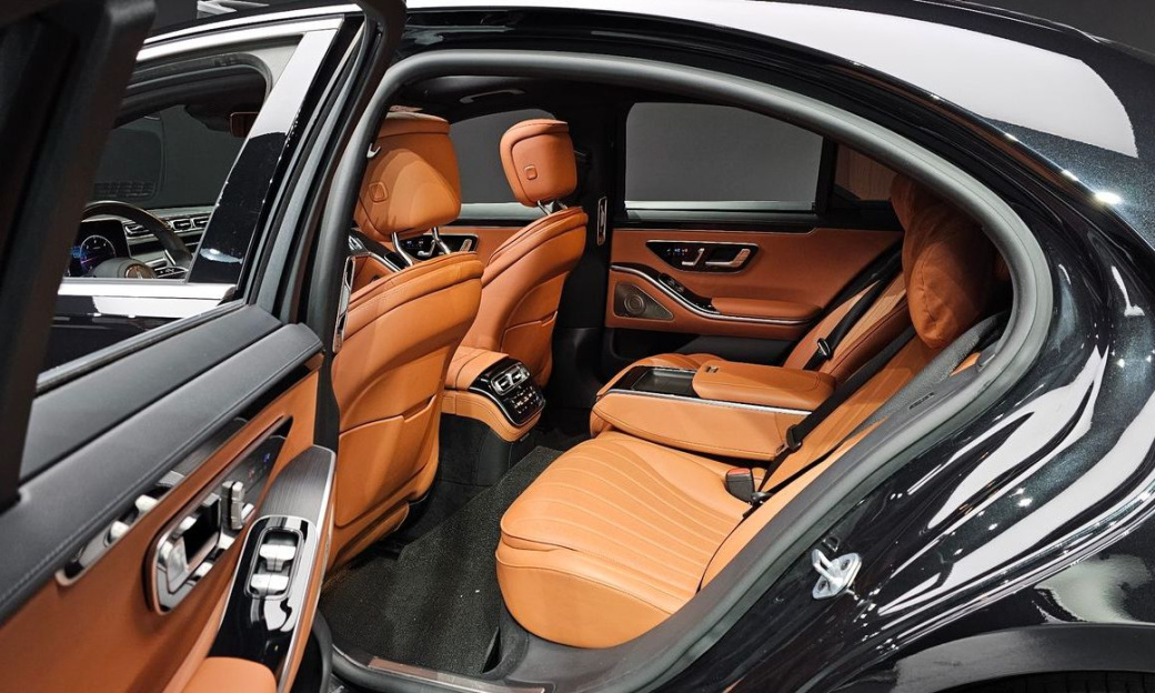 Mercedes-Benz S-Class S400 d 4MATIC, 2022