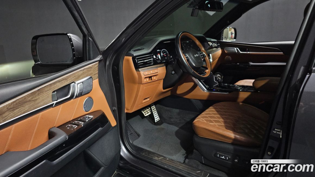 Kia Mohave Diesel 3.0 4WD 6-Seater, 2022