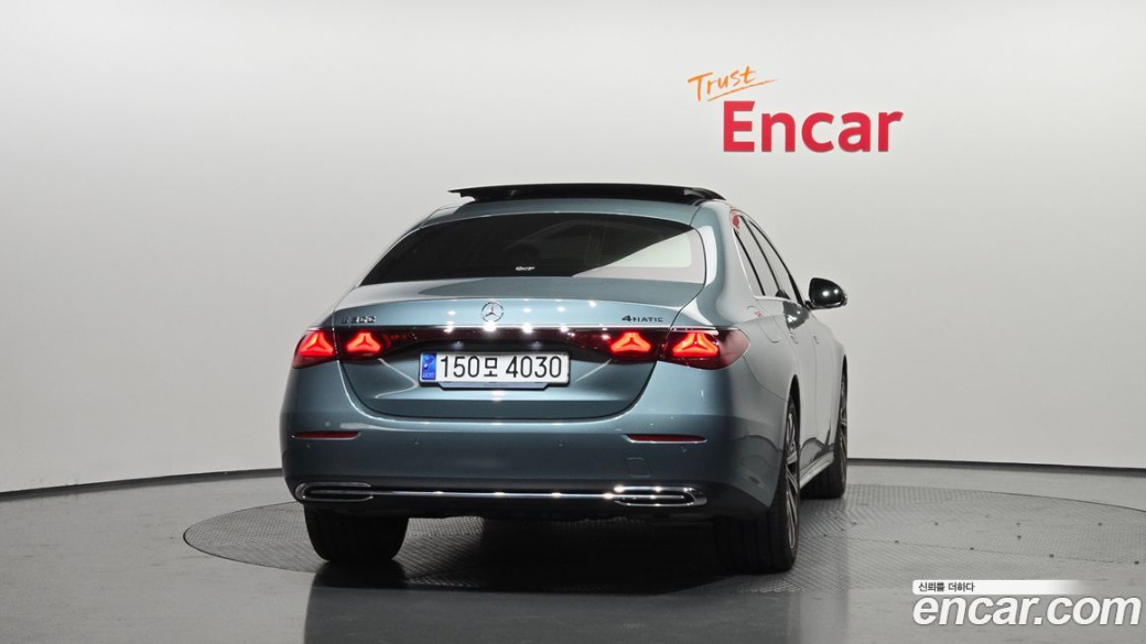 Mercedes-Benz E-Class E300 4MATIC Exclusive, 2024