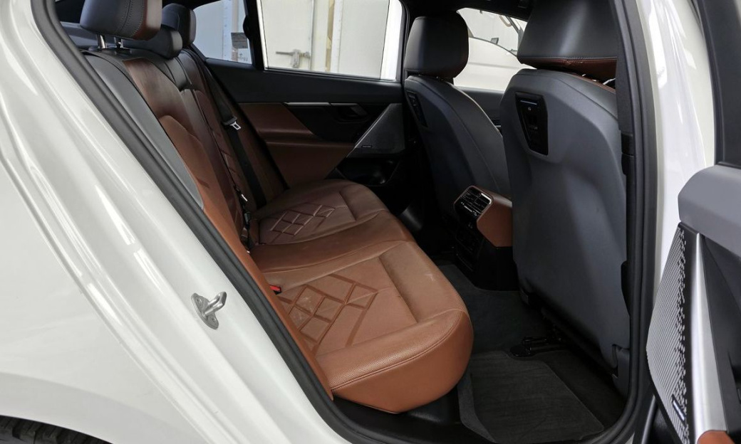 BMW 5-Series 530i xDrive M Sport, 2024