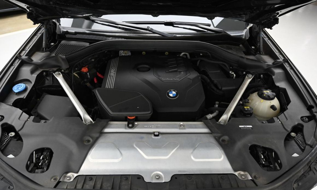 BMW X4 xDrive20i xLine, 2022