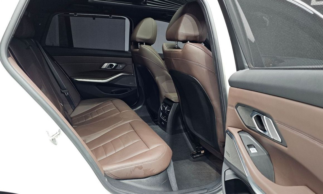 BMW 3-Series M340i xDrive Touring Pro, 2024