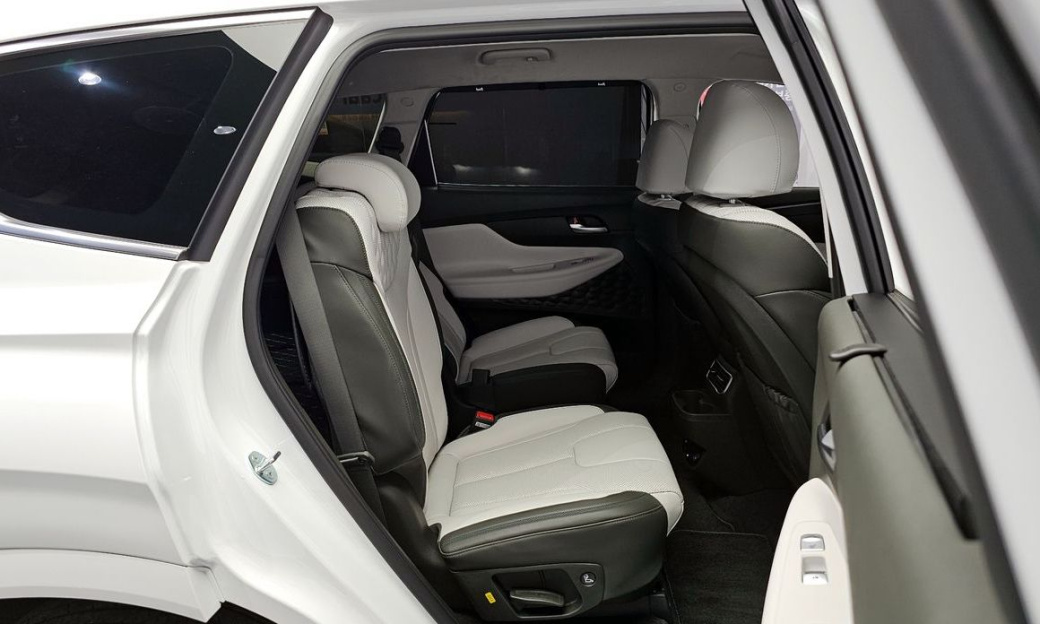 Hyundai Santafe Gasoline 2.5T 2WD, 2023