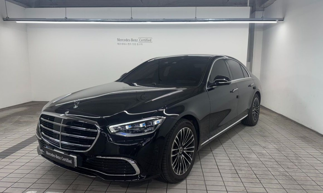Mercedes-Benz S-Class S350 d 4MATIC, 2025