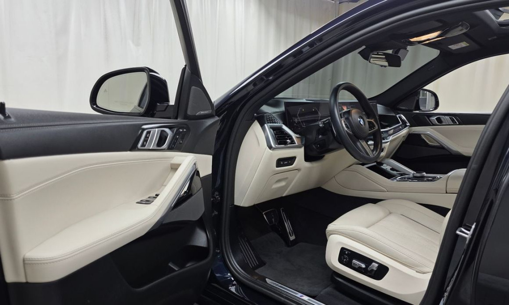 BMW X6 xDrive40i M Sport, 2025