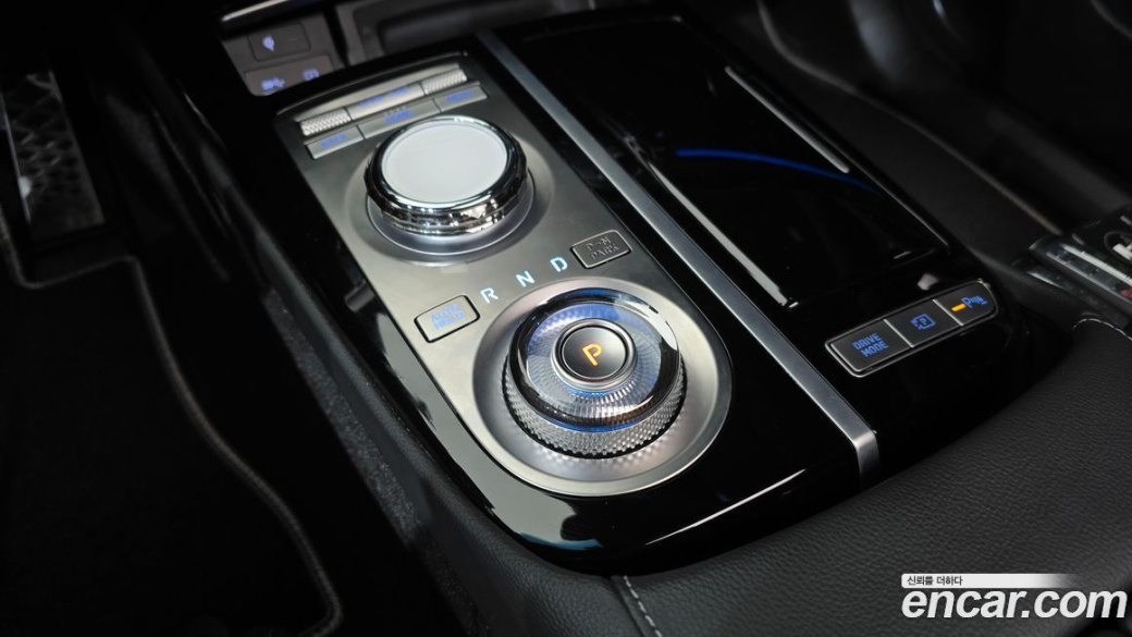 Genesis G80 Gasoline 2.5 Turbo AWD, 2024