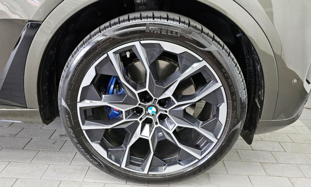 BMW X7 xDrive 40i M Sport 7STR, 2025