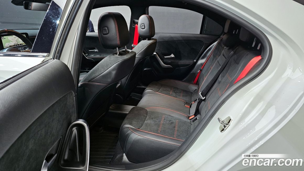 Mercedes-Benz A-Class AMG A35 4MATIC Sedan, 2023