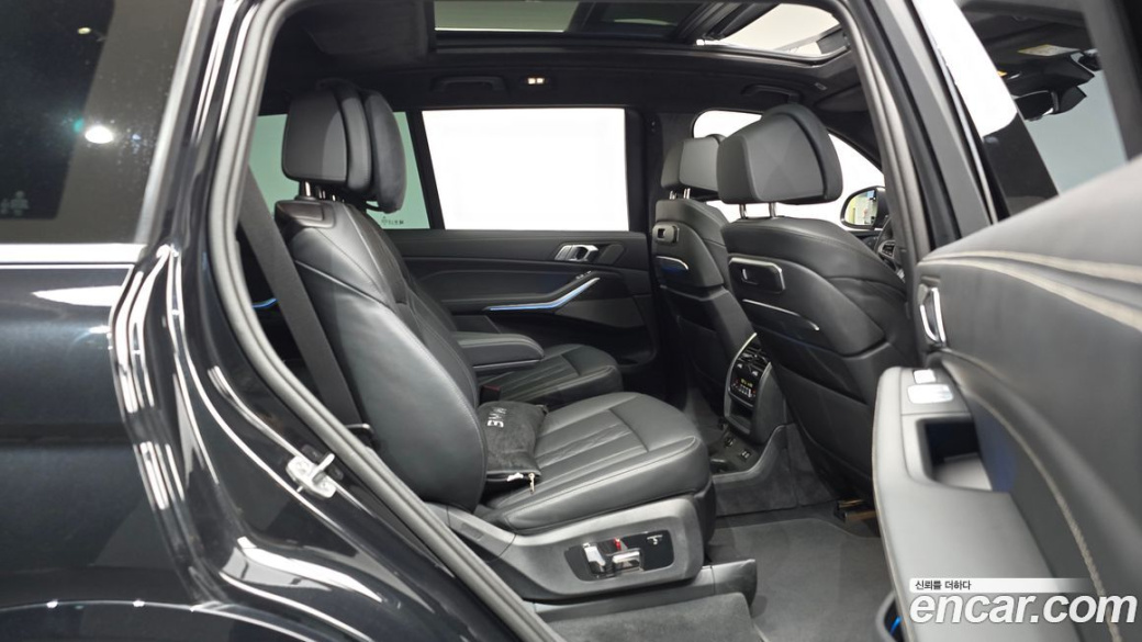 BMW X7 xDrive 40d M Sport 6STR, 2025