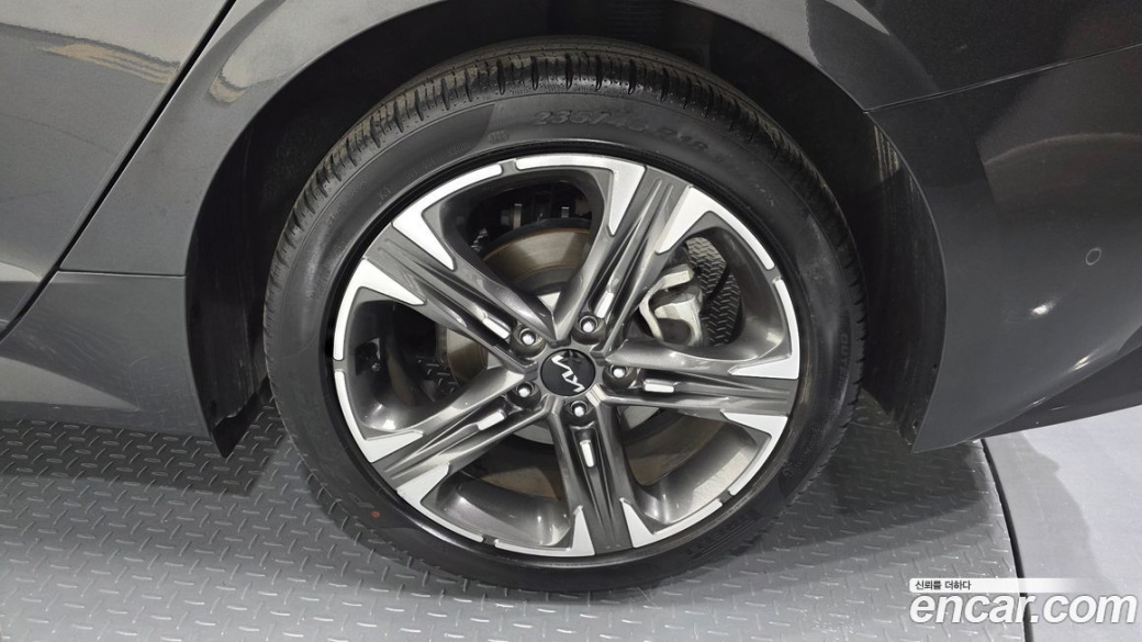 Kia K5 2.0, 2023