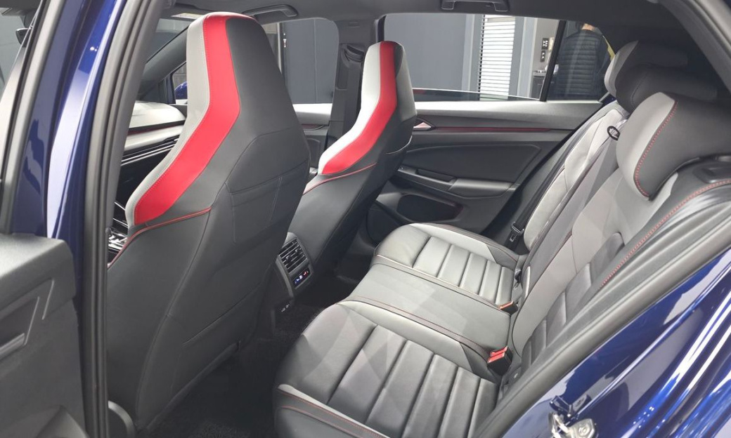 Volkswagen Golf 2.0 GTI, 2024
