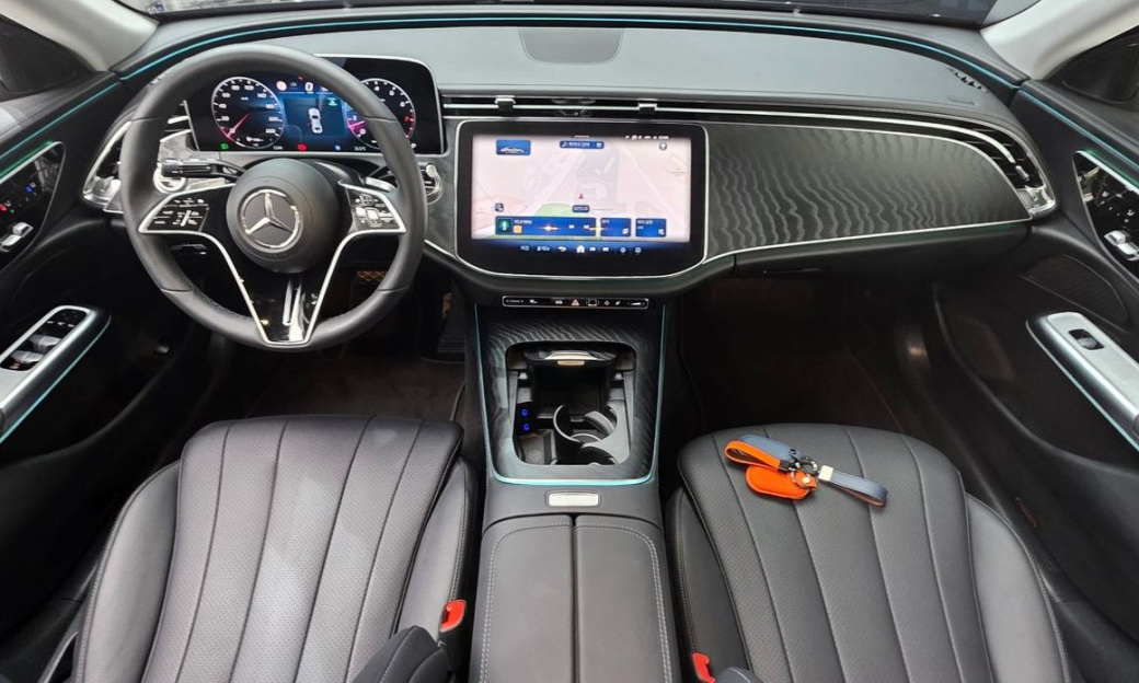 Mercedes-Benz E-Class E200 Avantgarde, 2025