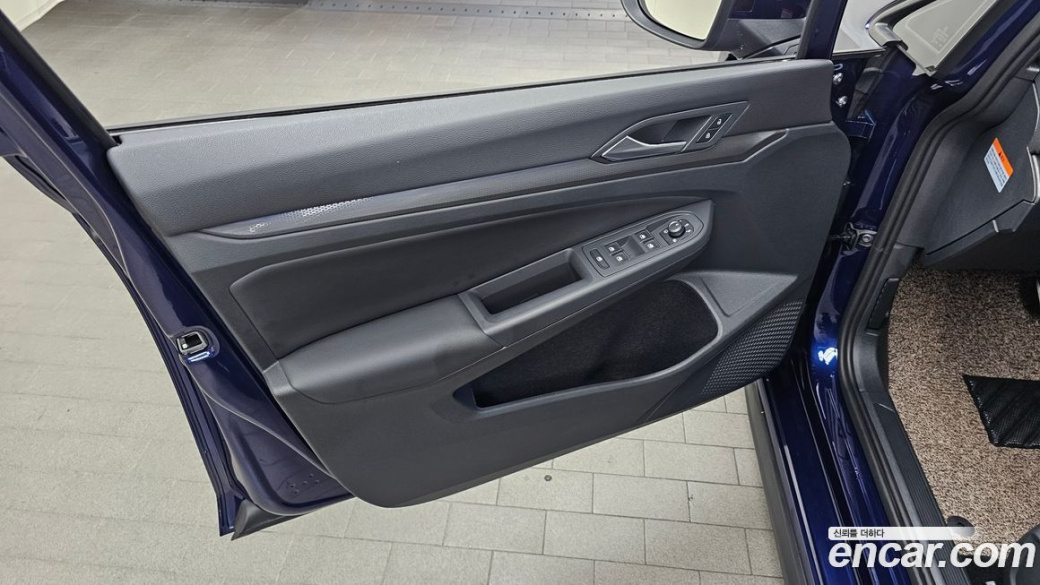 Volkswagen Golf 2.0 GTI, 2024