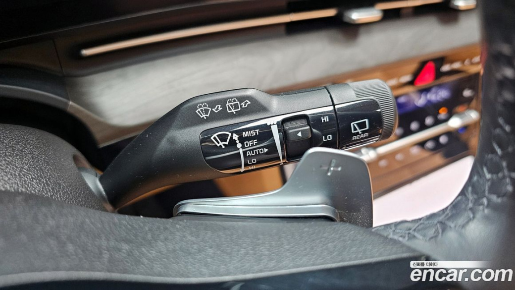 Kia Carnival 9-Seater Signature, 2023