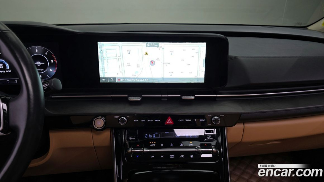 Kia Carnival 7-Seater Signature, 2022