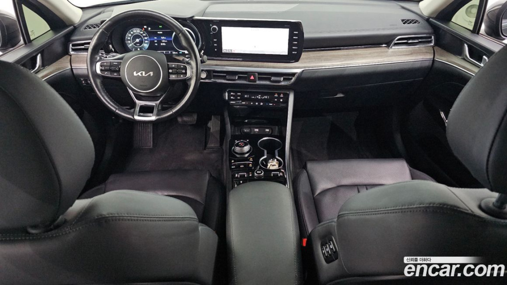 Kia K5 2.0, 2022